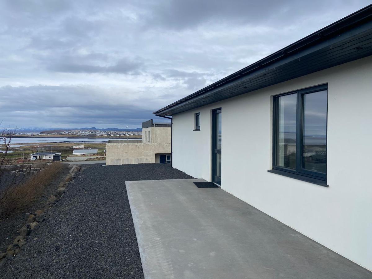 4 Person Room With Private Entrance And Bathroom Keflavík Esterno foto